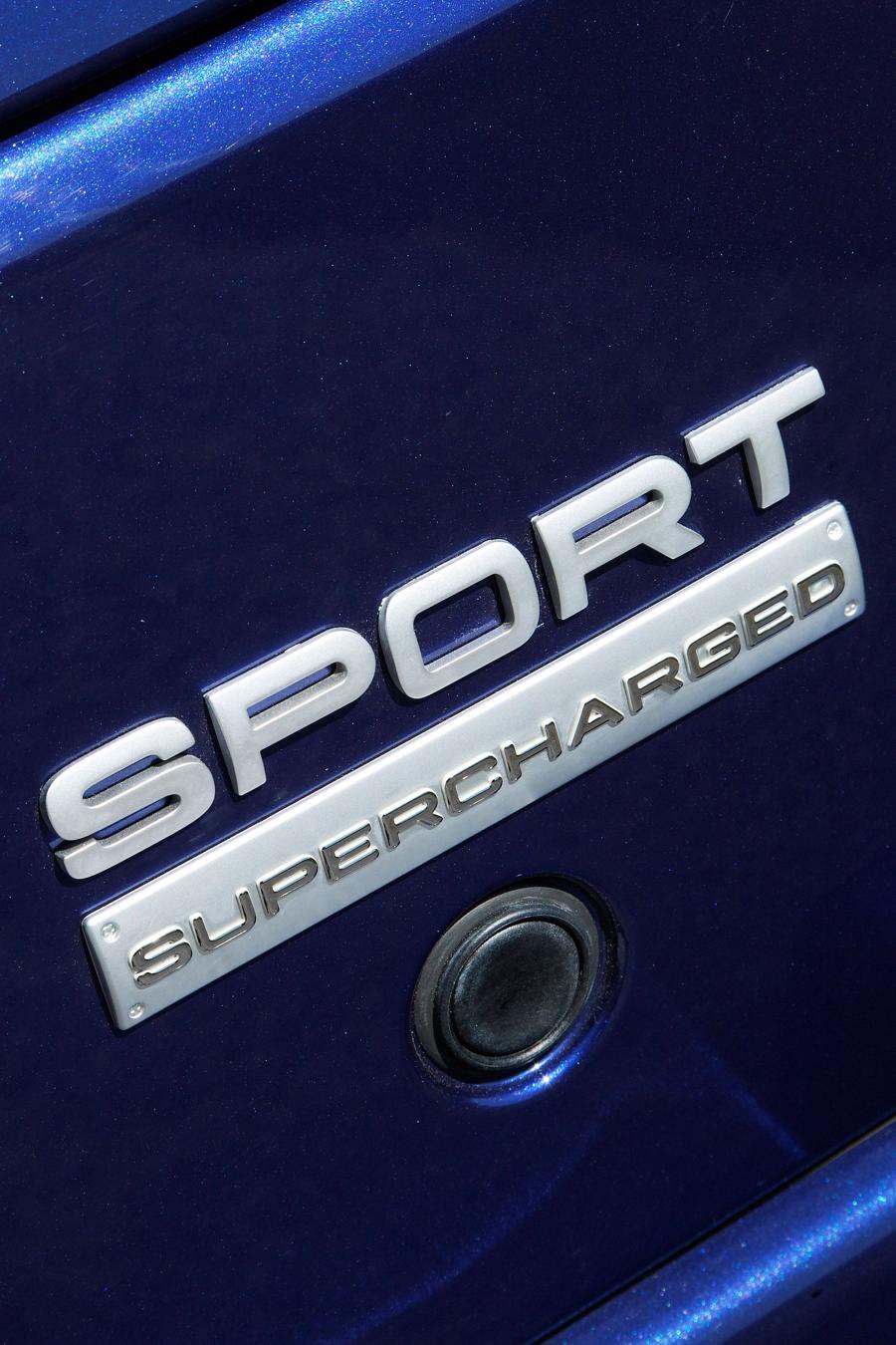  Land Rover Range Rover Sport Supercharged 2010 года  (фото 4 из 6)